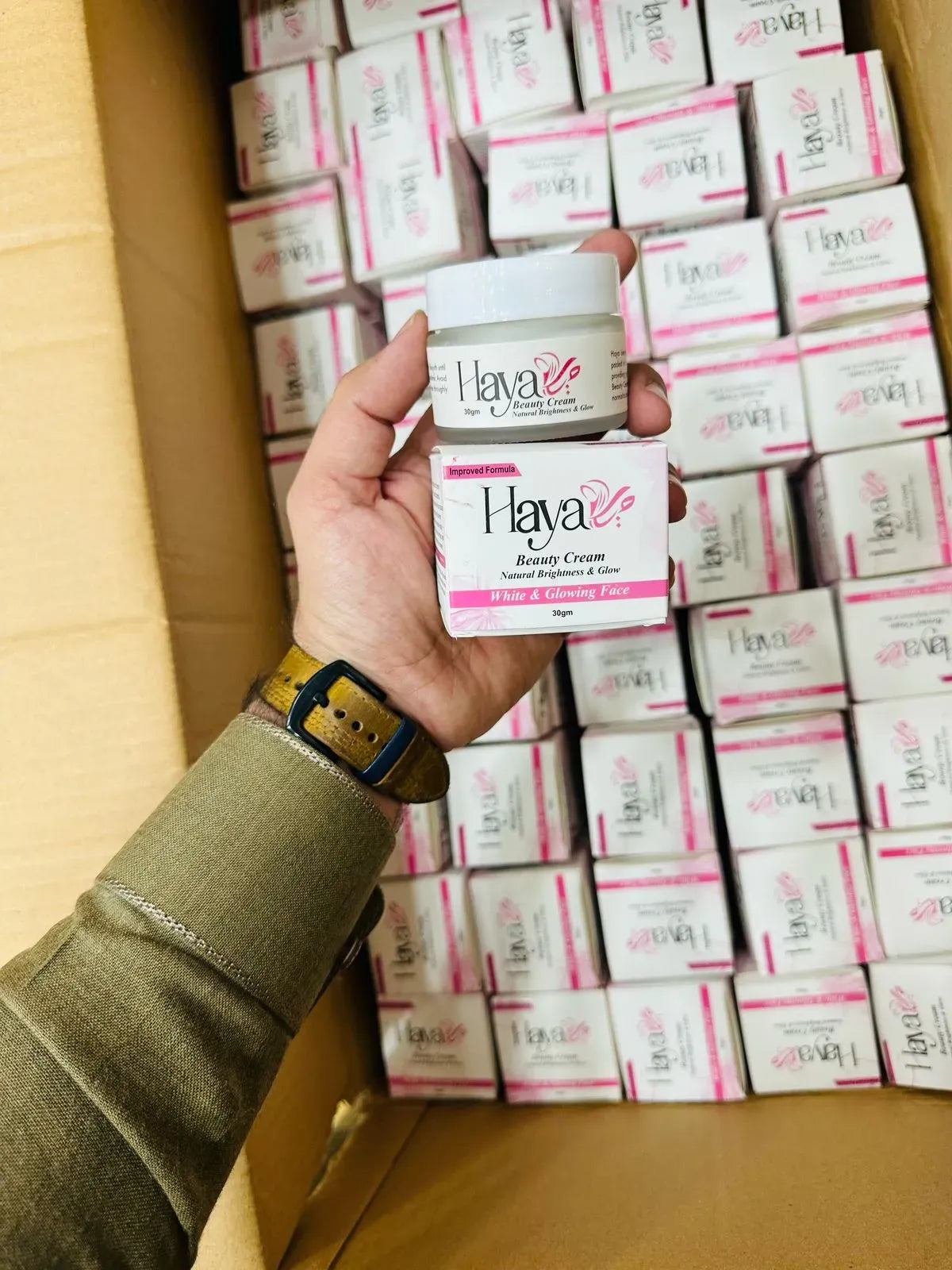 Haya Beauty Cream Natural Brightness & Glow White & Glowing Face Improved Formula 30g