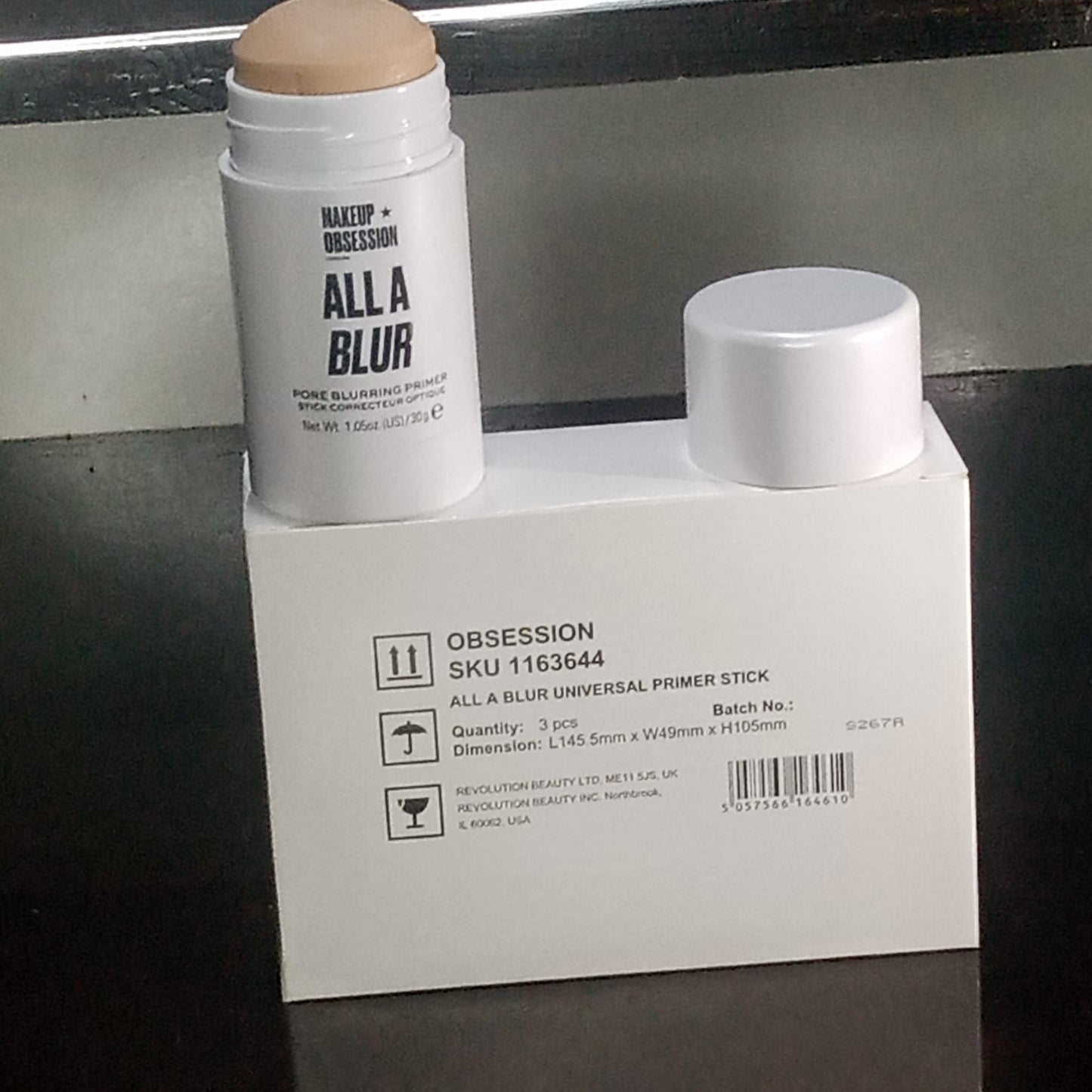 Makeup Obsession All A Blur Primer Stick – Pore Blurring